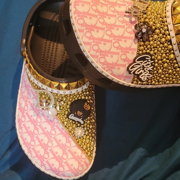 Custom crocs - Picture 10 of 12